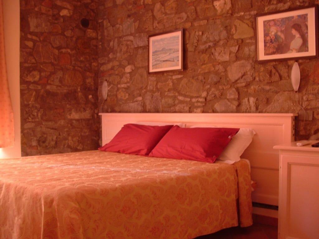 Room, Single