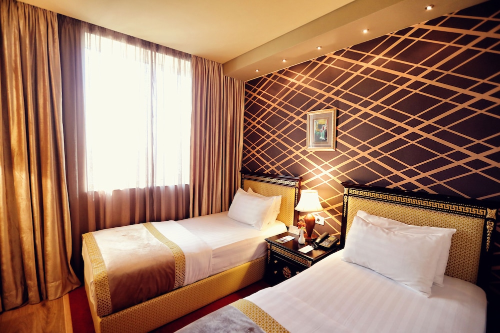 Grand Hotel Europa 8/50