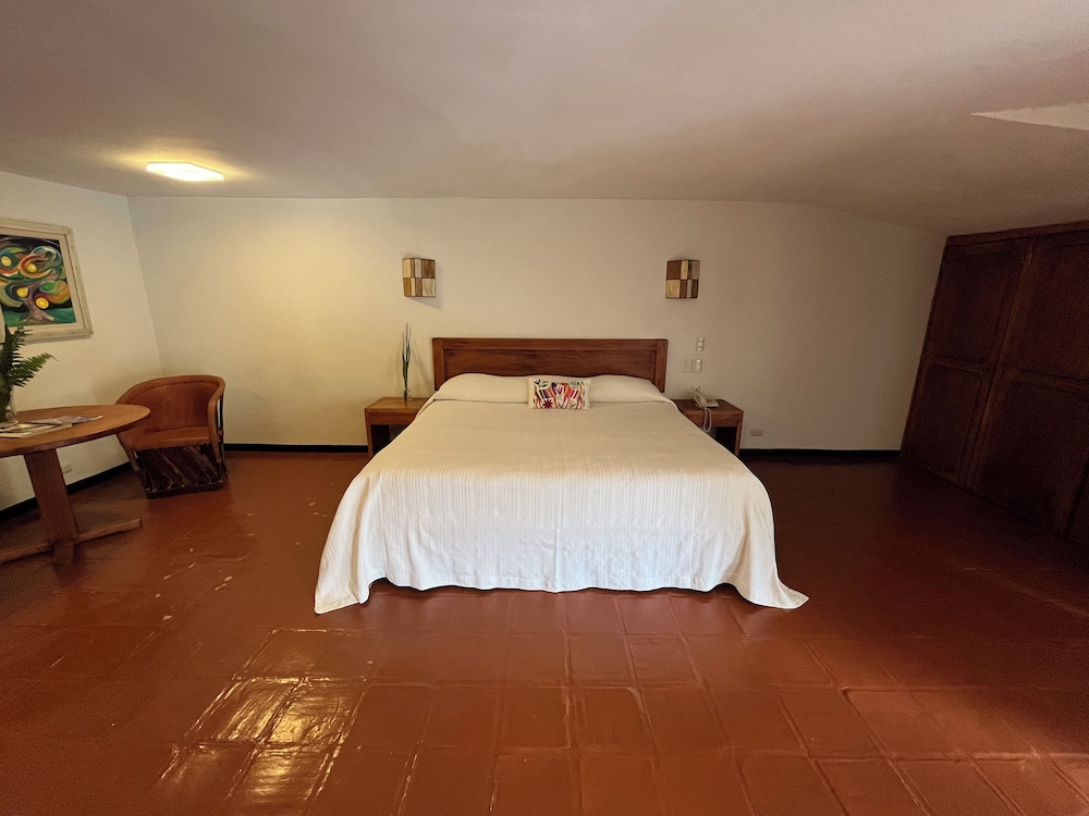 Premier, King Bed