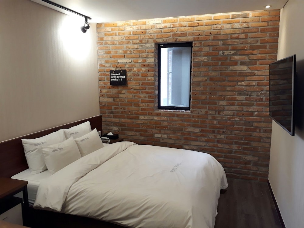 2Day Hotel 15/50