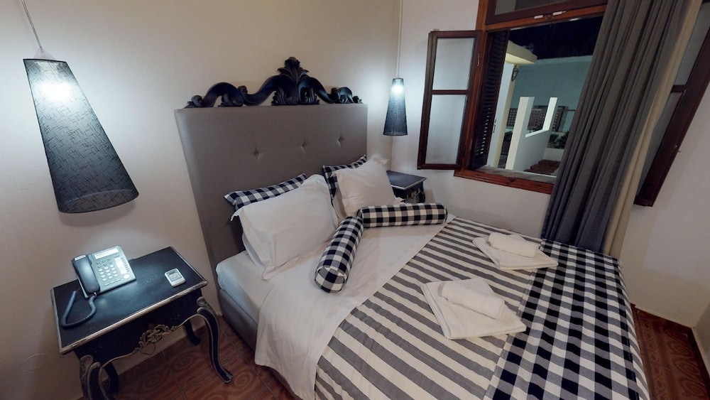 Porto Enetikos Suites 18/50