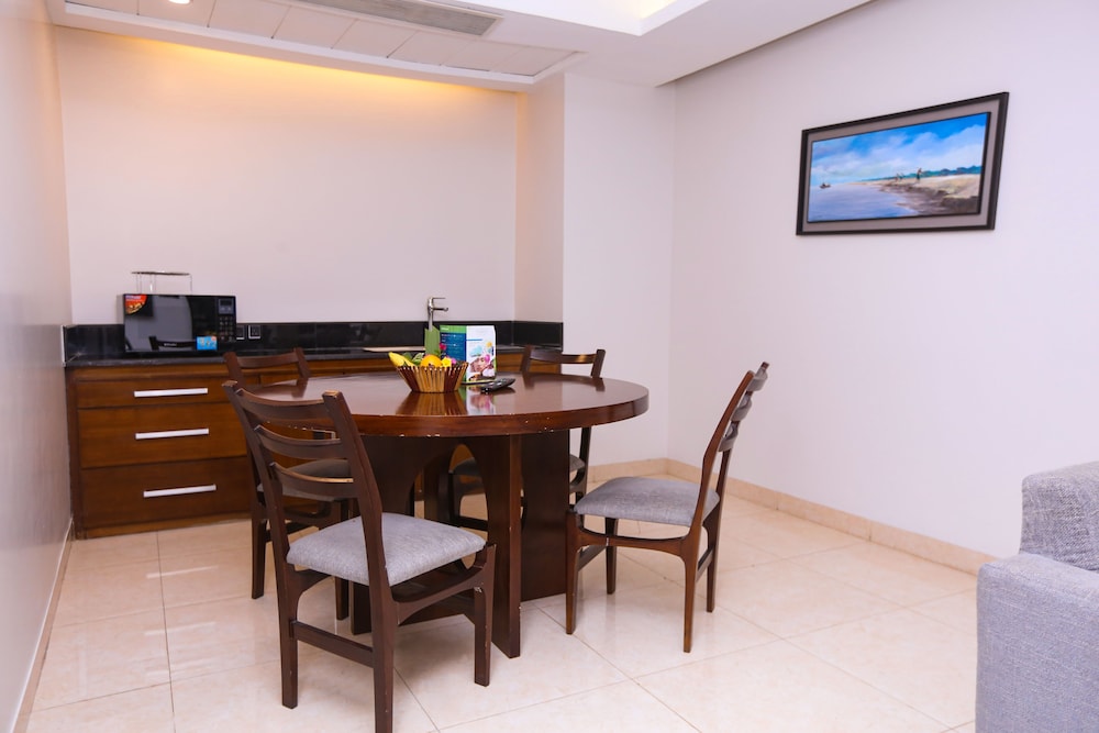 Sky City Hotel Dhaka 42/50