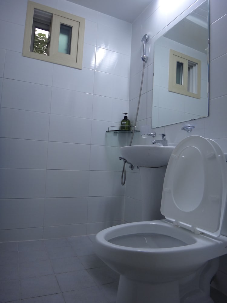 Sunny Hill Hostel Hongdae 48/50
