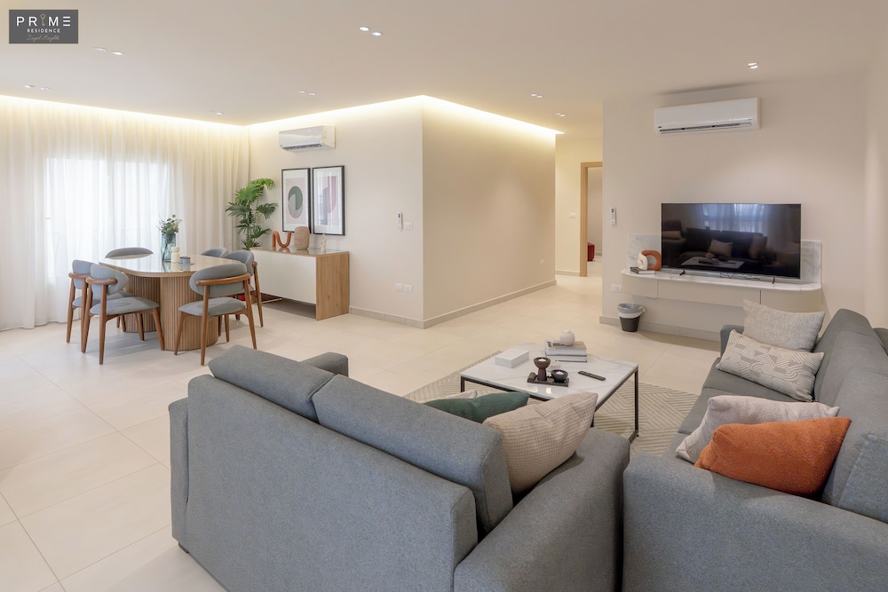 Prime Residence Zayed Heights 35/50