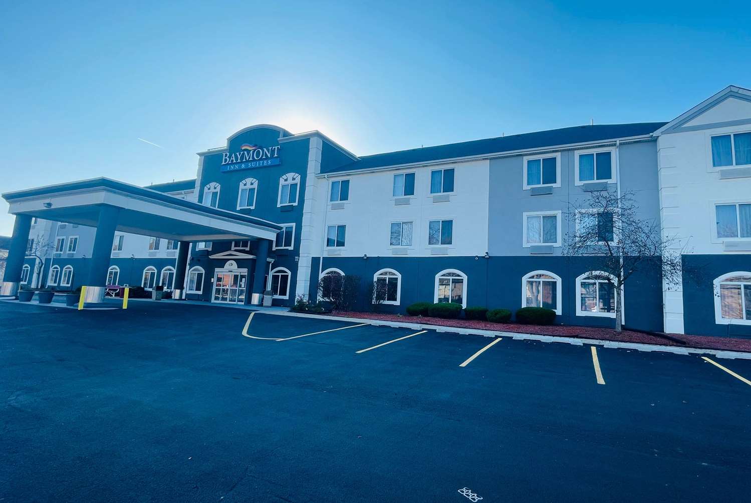 Baymont by Wyndham Chicago/Calumet City 32/37