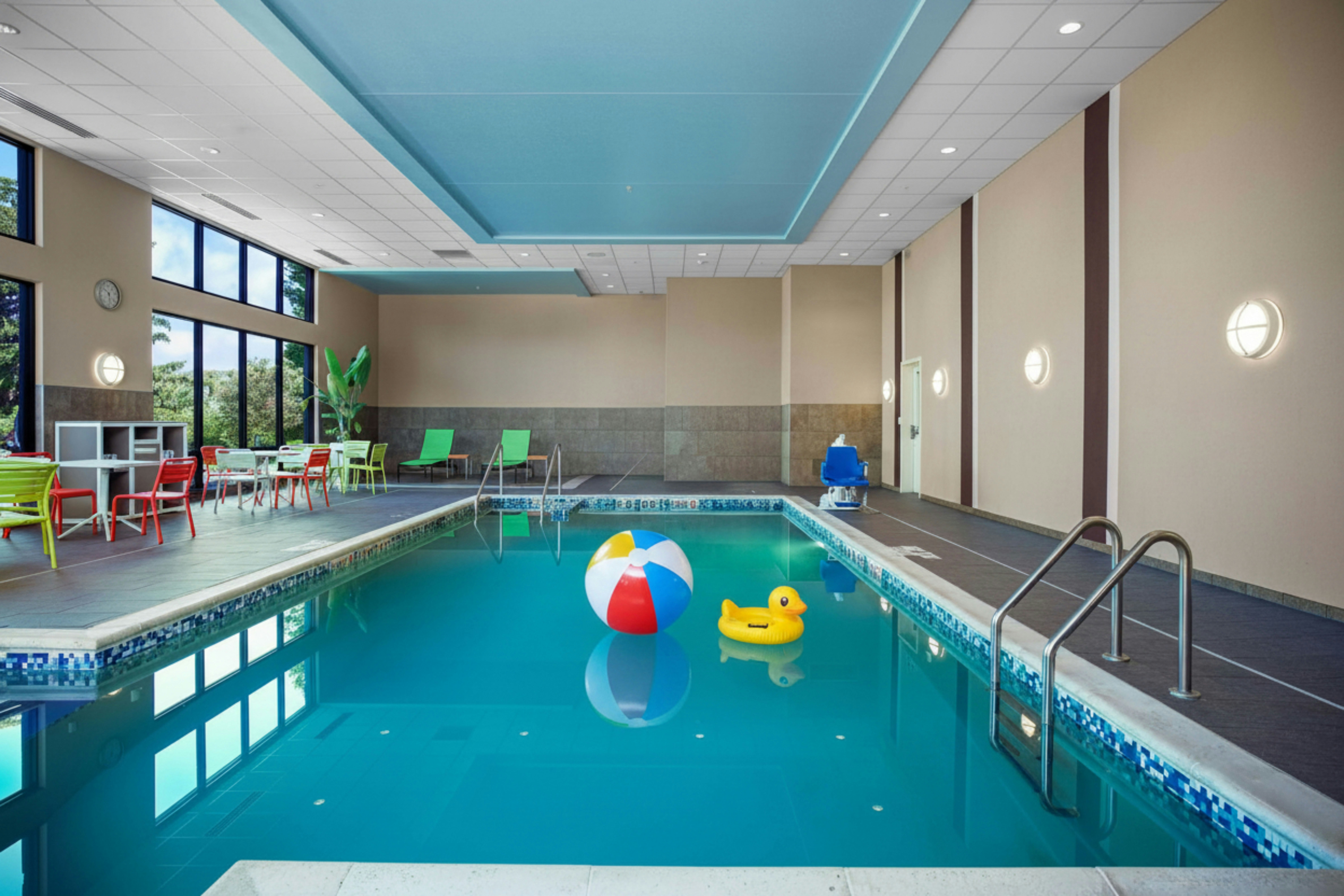 Home2 Suites By Hilton Milwaukee Airport 38/41
