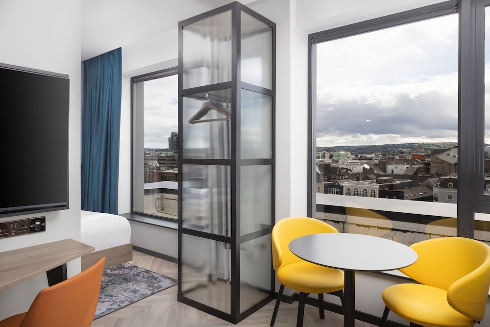 Residence Inn by Marriott Cork 38/50