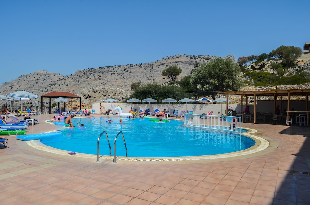 Lindos Nest Hotel 61/74