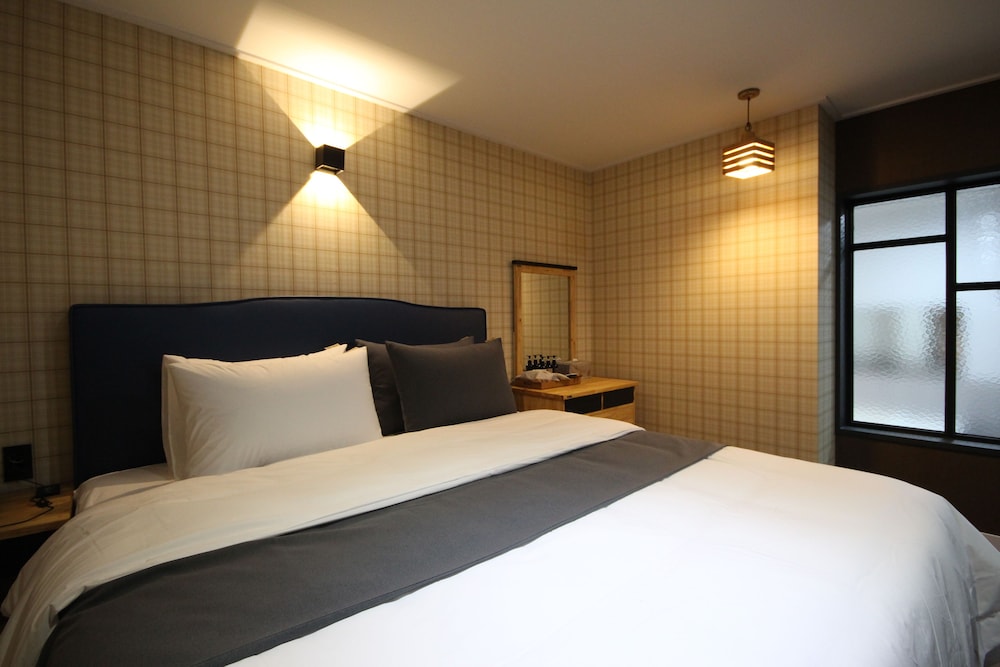 Brown Dot Hotel Jinhae 11/50