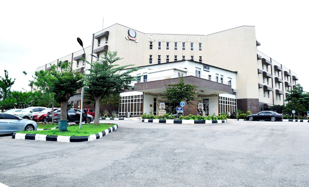 Sandralia Hotel 39/44