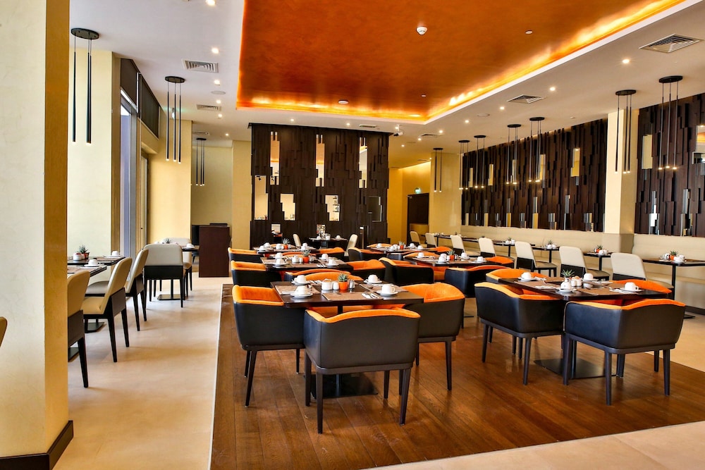 Four Points by Sheraton Production City Dubai 43/58