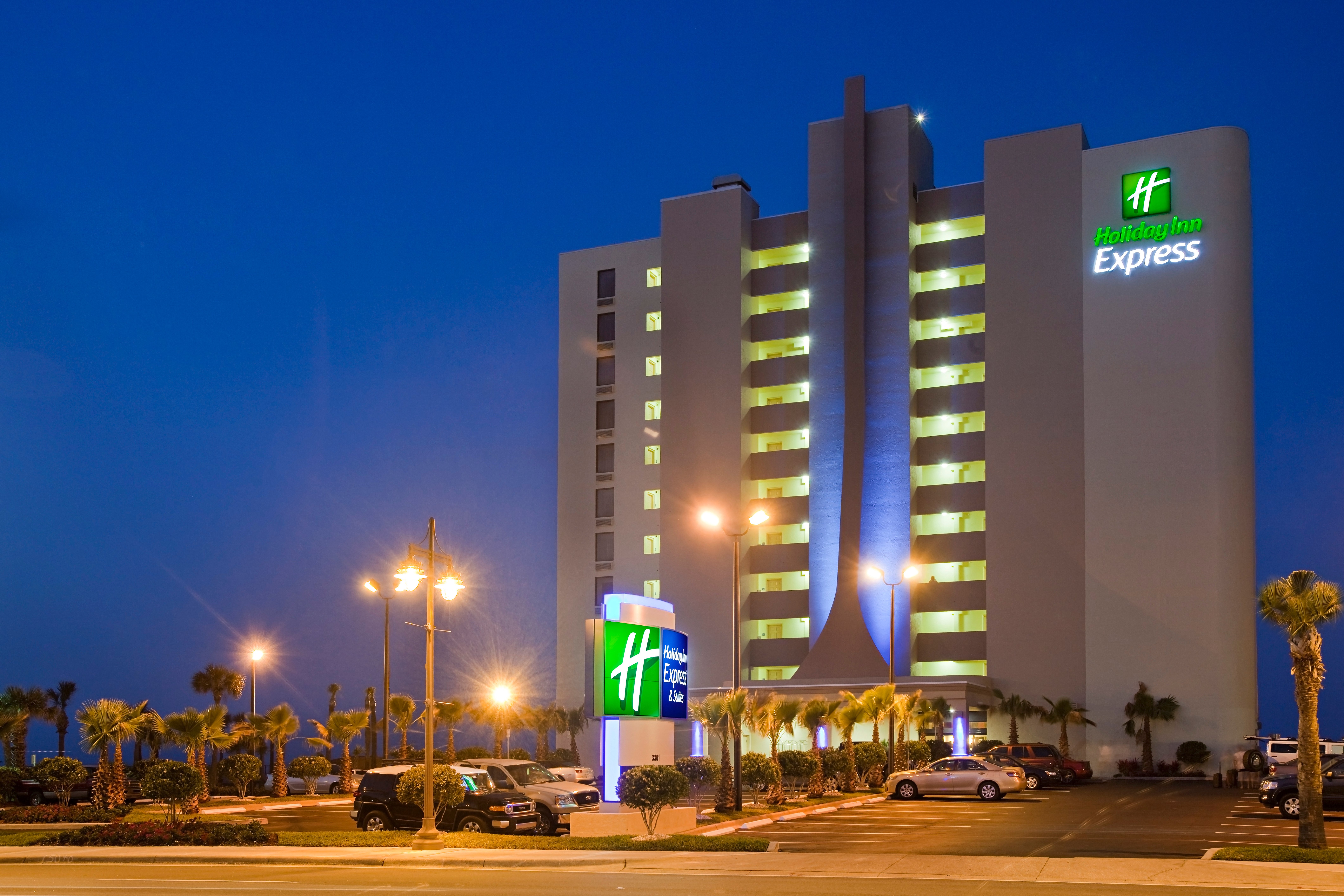 Holiday Inn Express Hotel Suites Oceanfront Daytona Beach Shores 1/48