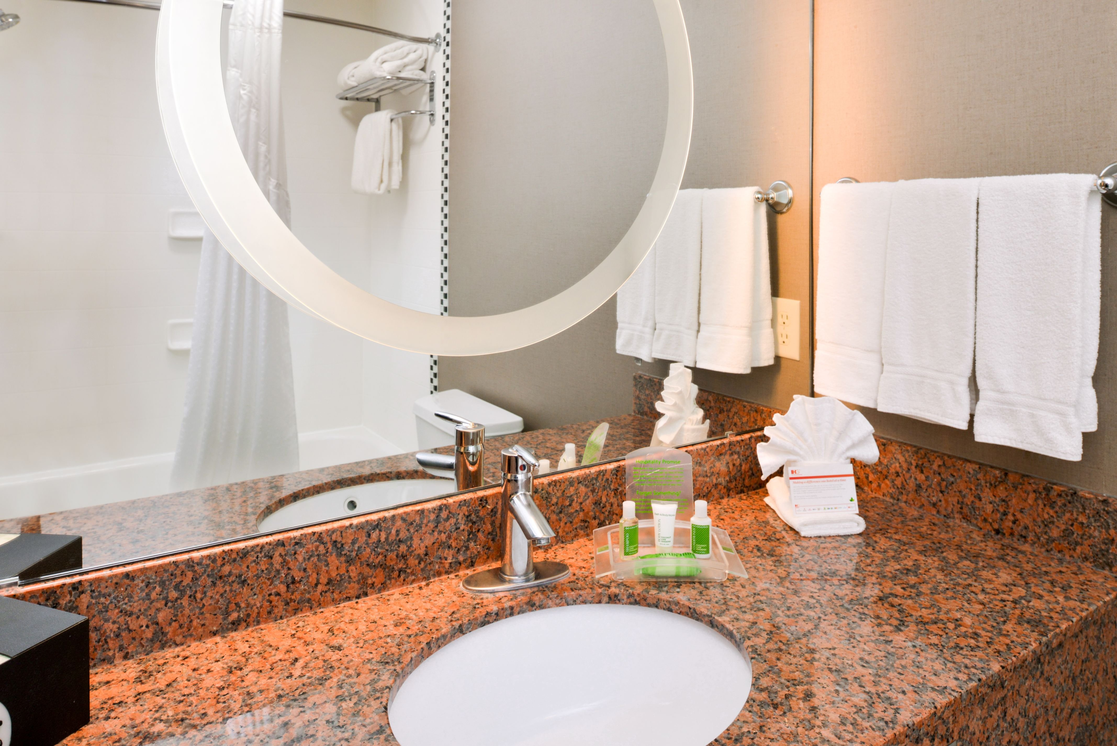 Holiday Inn Amarillo West Medical Center 24/24