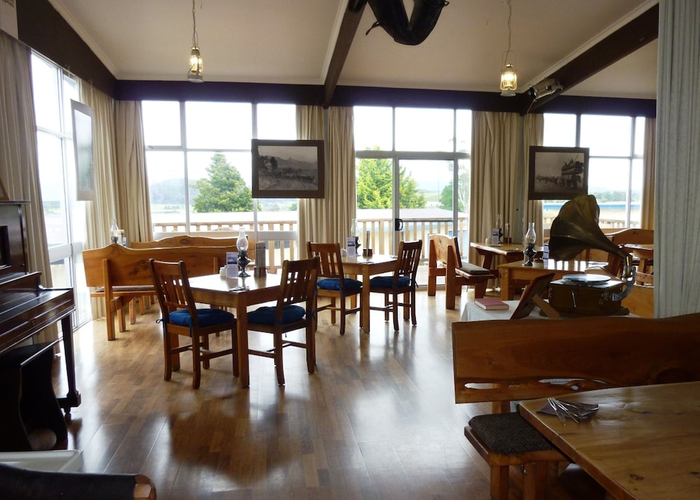 Mountain View Country Inn 26/32