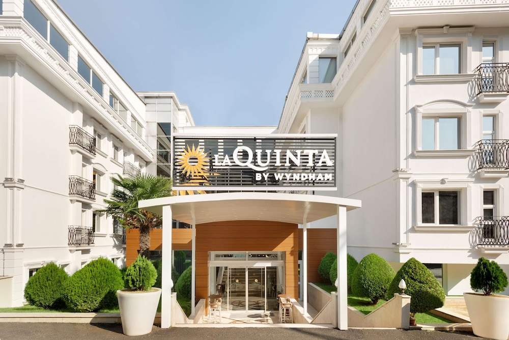 La Quinta by Wyndham Giresun 1/71