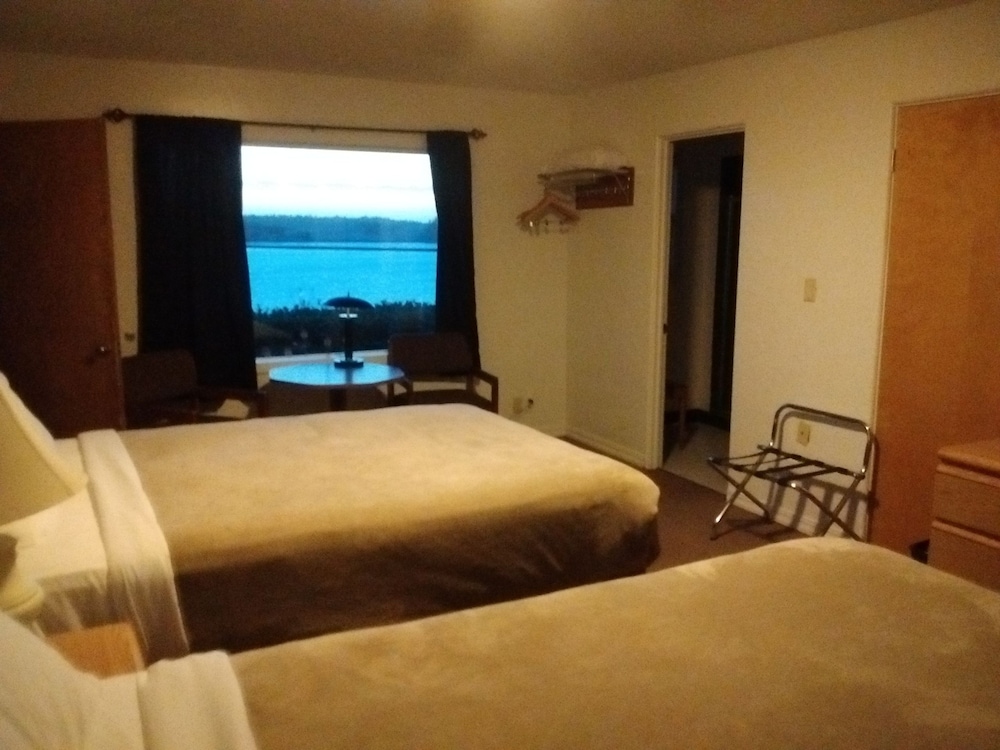 Bay Bridge Motel 19/45