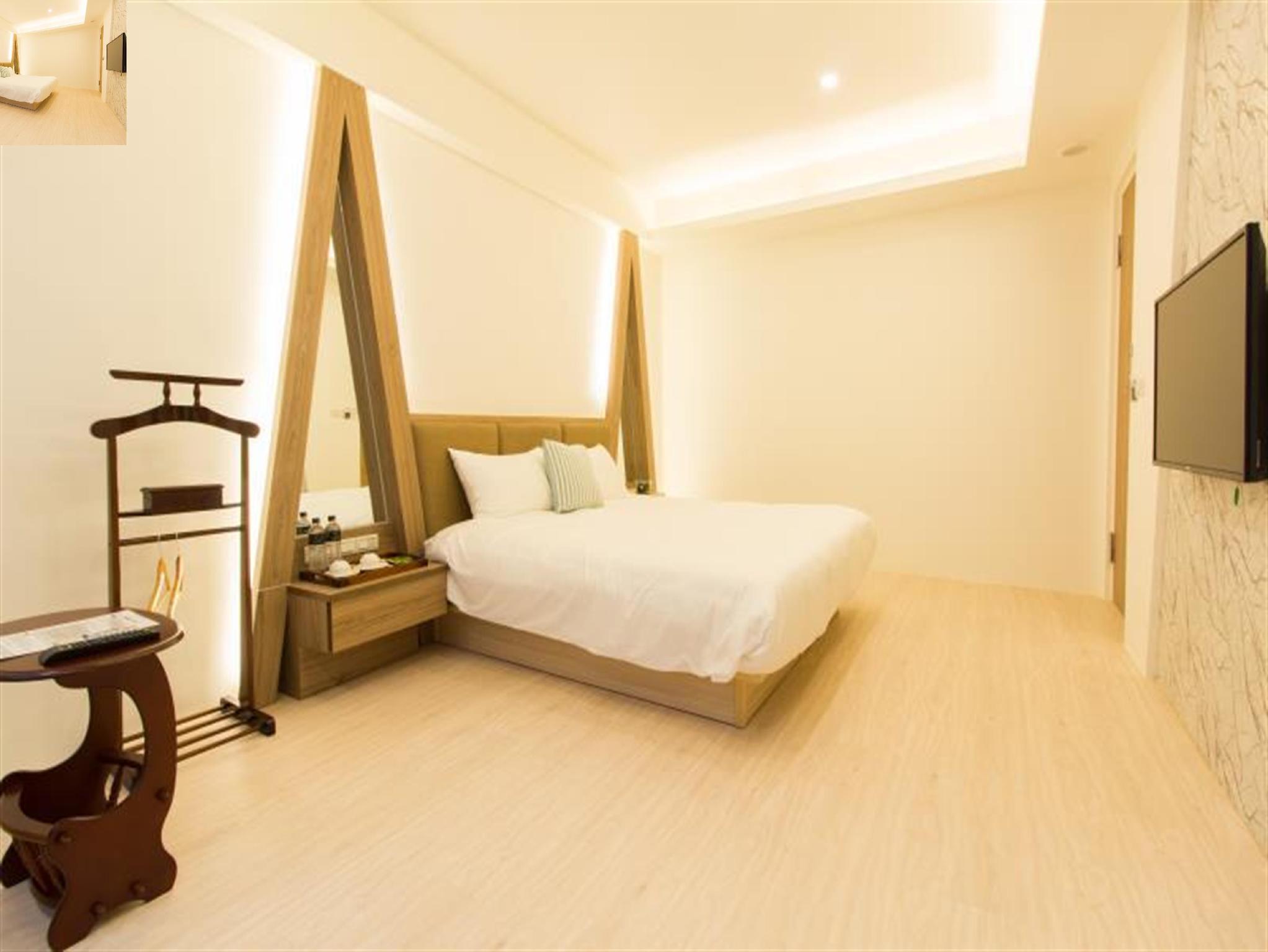 Standard, Double Bed, Together House 2/2