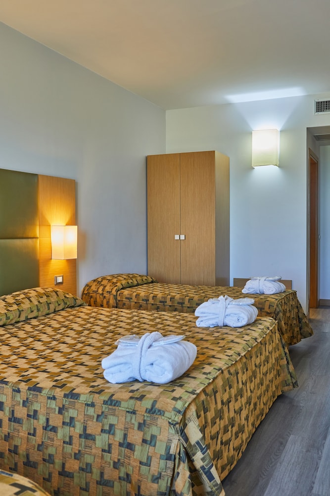 Castel Martini Wellness And Business Hotel 5/31