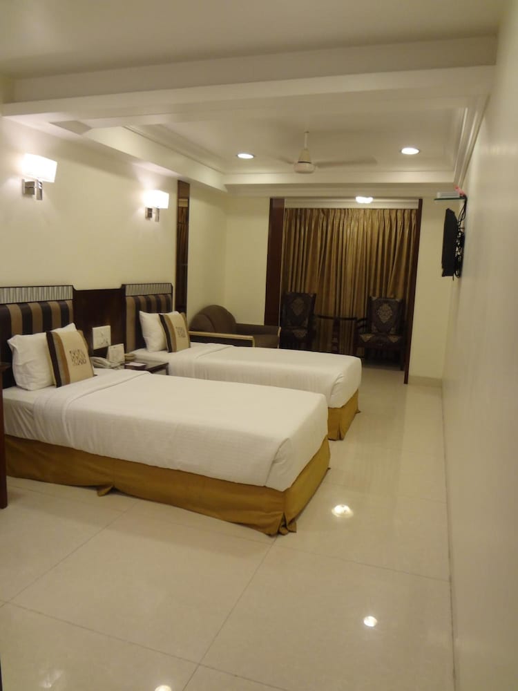 Suba Palace Hotel 10/42