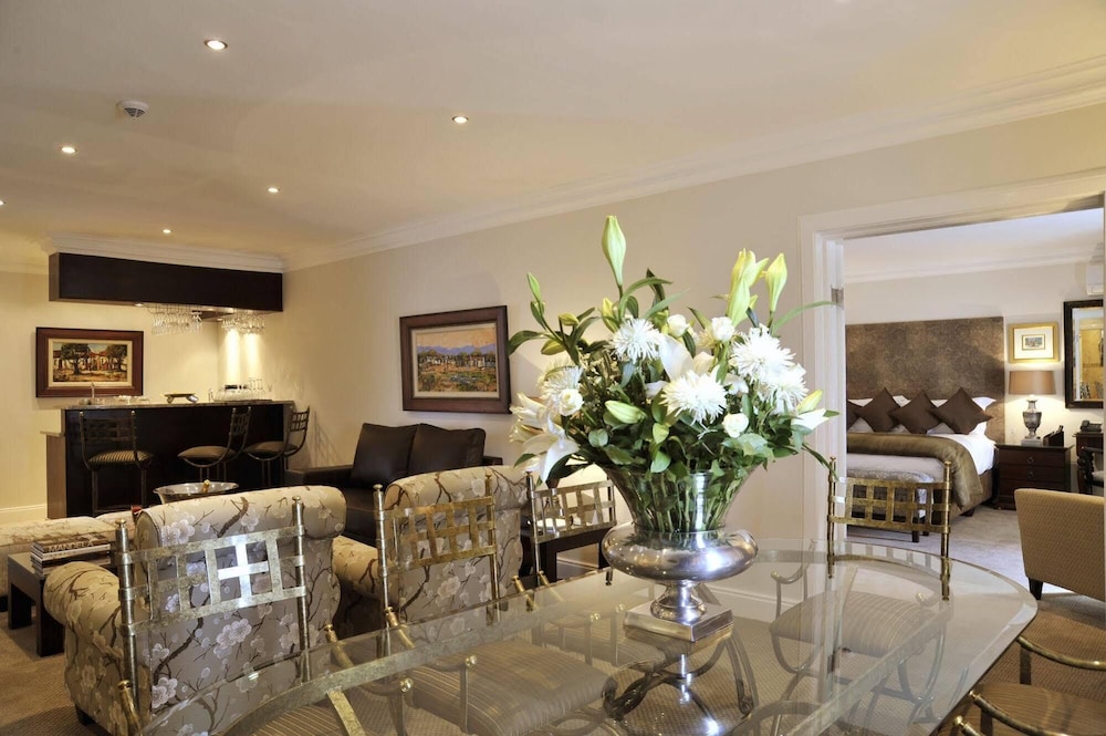 131 on Herbert Baker Boutique Hotel 36/50