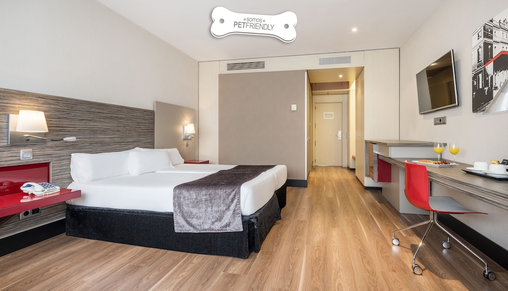 ROOM, DOUBLE BED, PET FRIENDLY