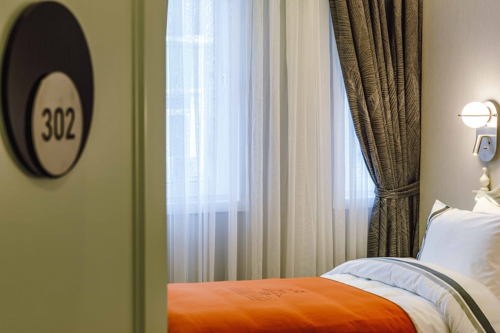 Amiral Palace Boutique Hotel 34/74