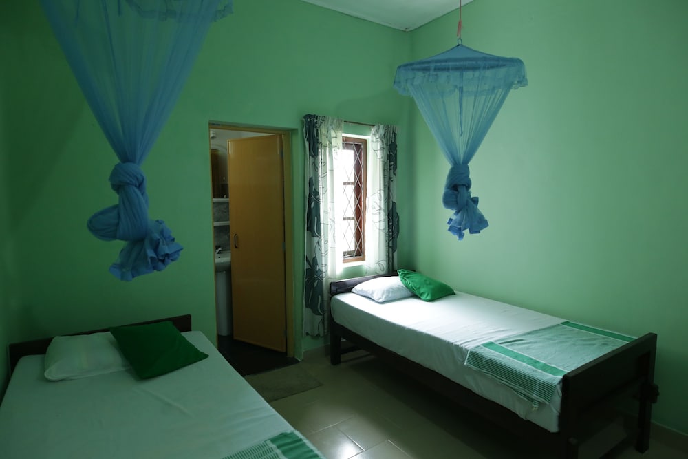 Araliya Holiday Bungalow 25/26