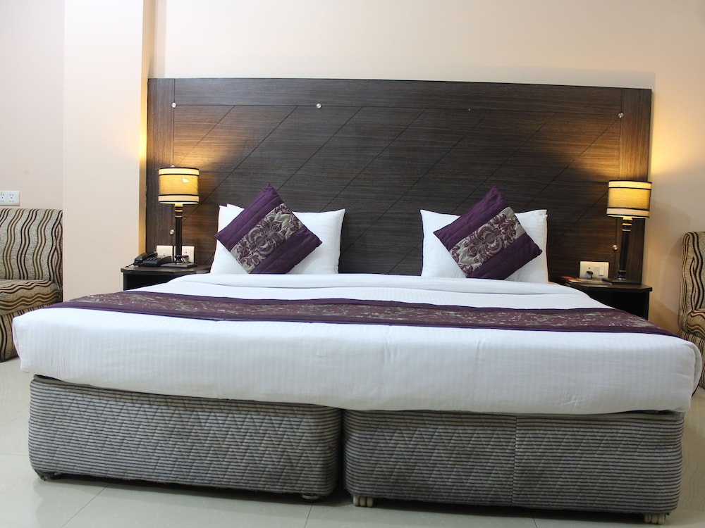 Hotel Kyron 9/37