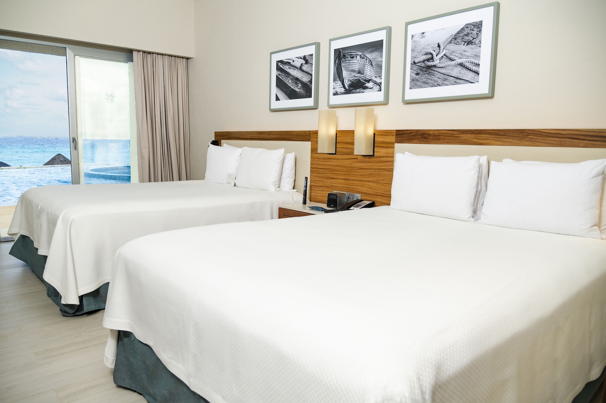 SWIM UP, DOUBLE BED, OCEAN FRONT, ADULT ONLY