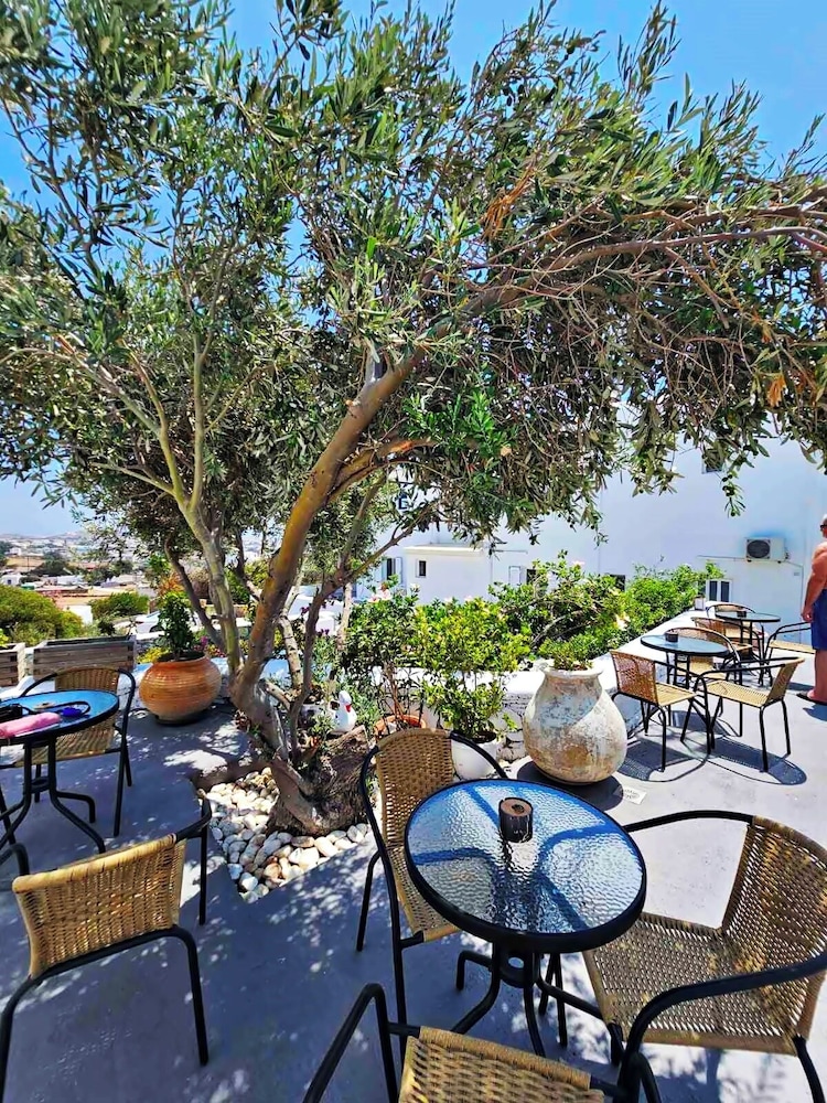 Mykonian Breeze 31/50
