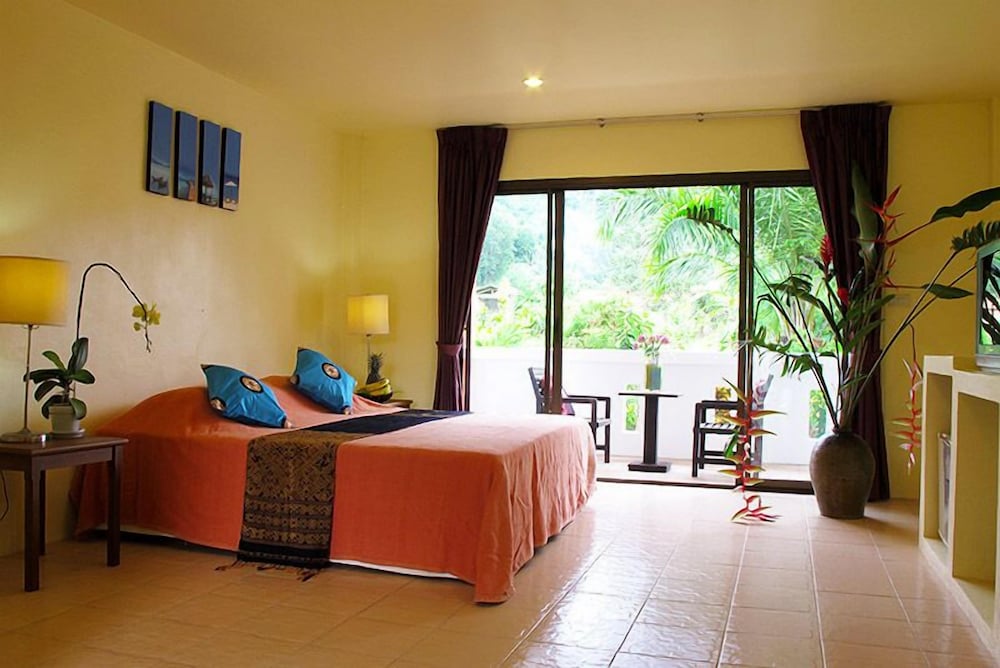 Khaolak Palm Hill Resort 11/25
