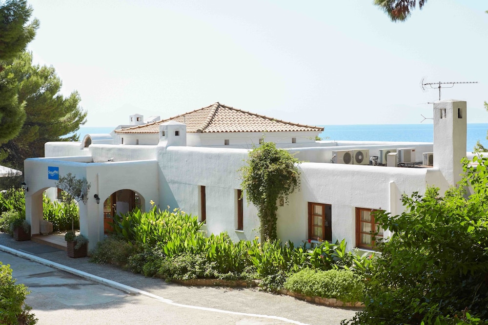 Marpunta Resort 3/65