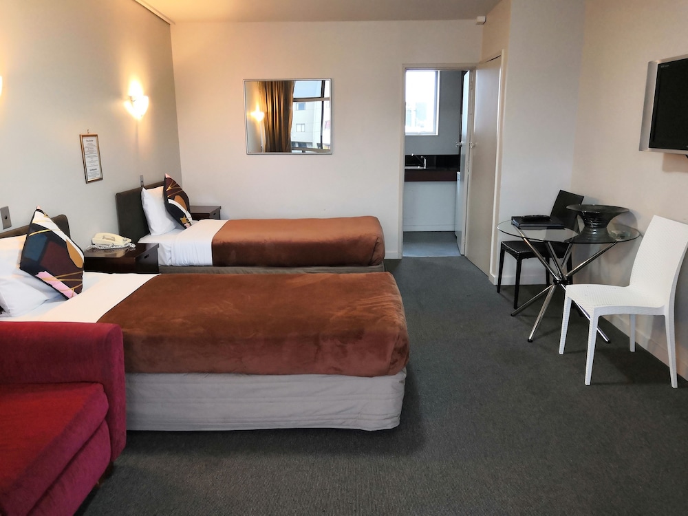 City Central Motel Apartments 12/28