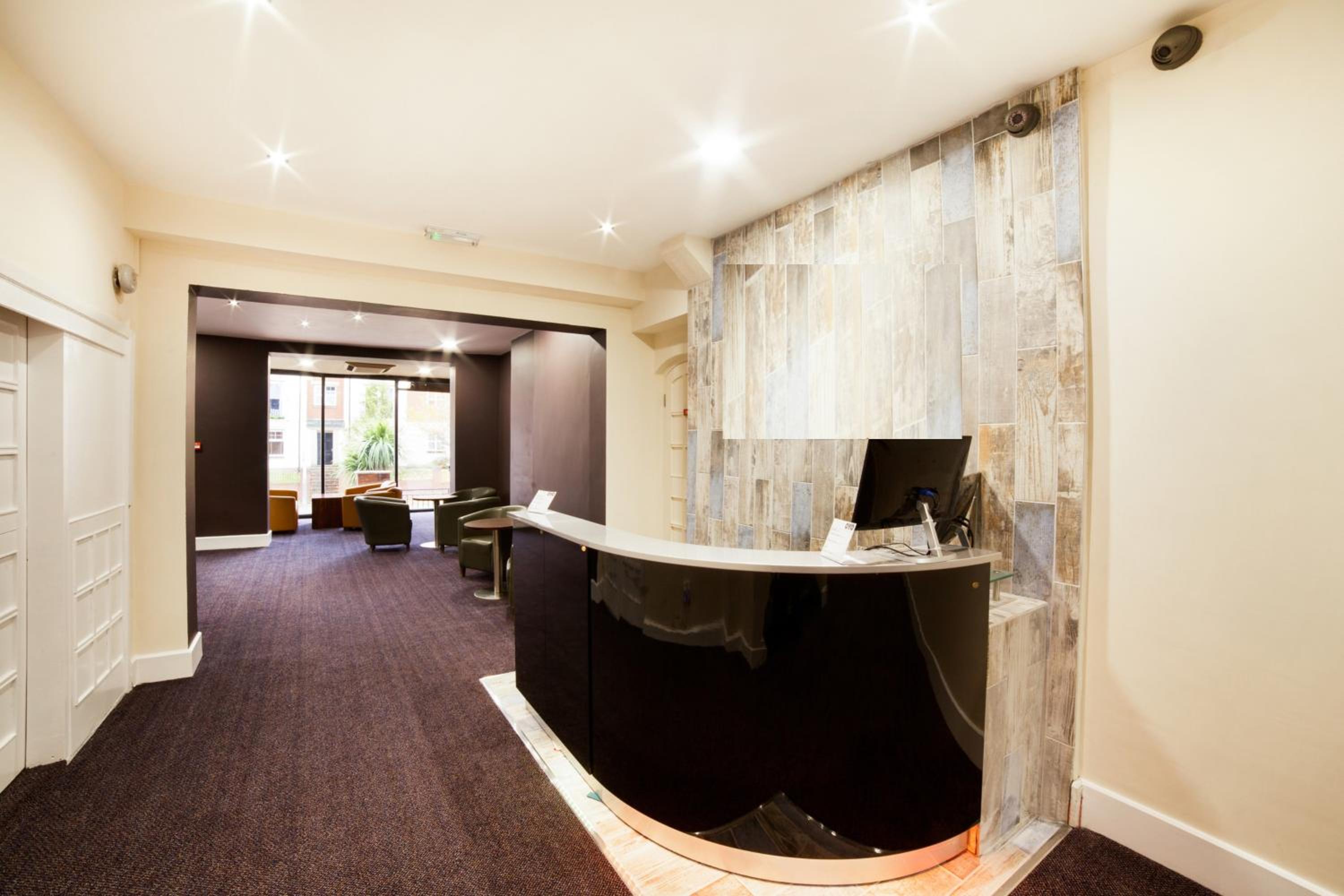 Best Western the Connaught Hotel 2/61