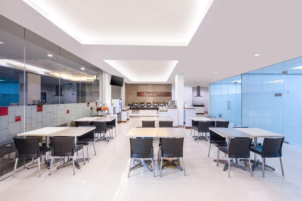 Amaris La Codefin Kemang 44/57