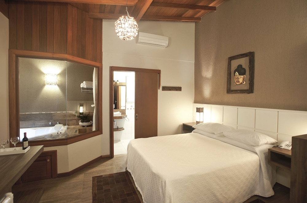 Hotel Canto Verde 20/77