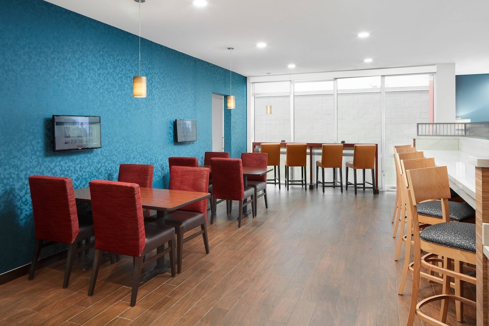 TownePlace Suites by Marriott Tampa South 35/43