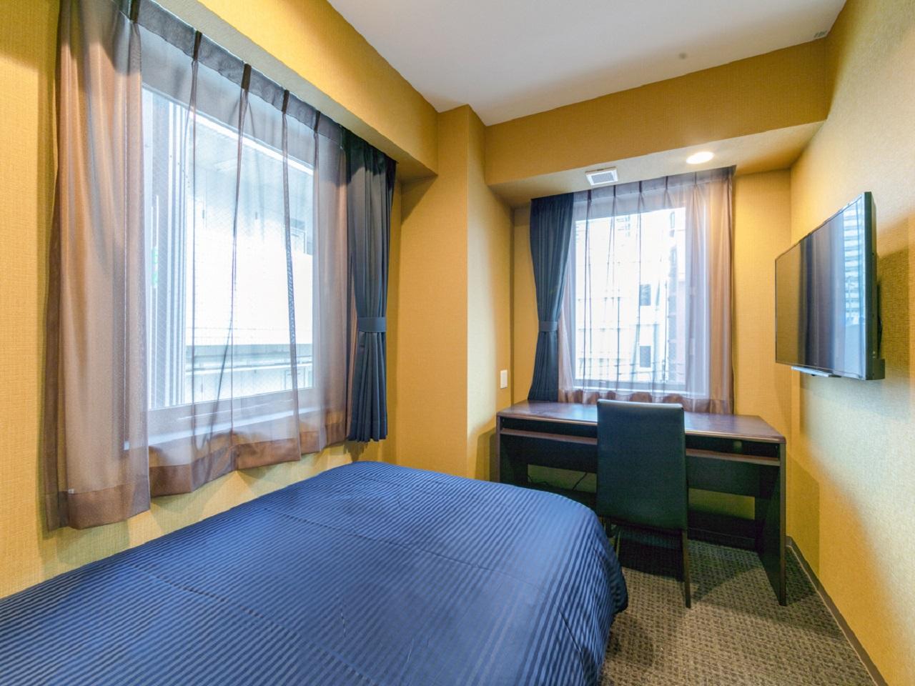 Room, Single, Smoking