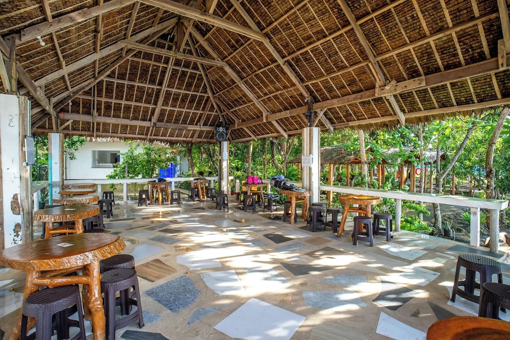 Almira Diving Resort 9/50