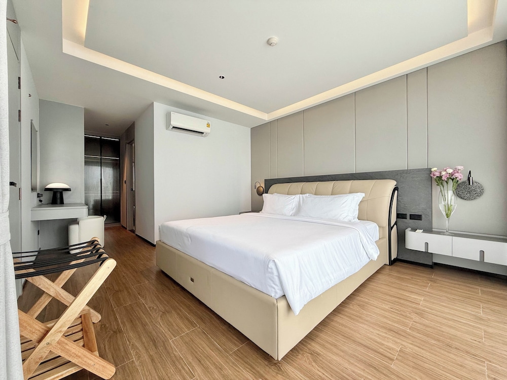 Chalong Marina Bay View Phuket 15/45