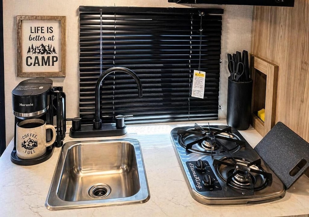 Grand Canyon RV Glamping 44/81