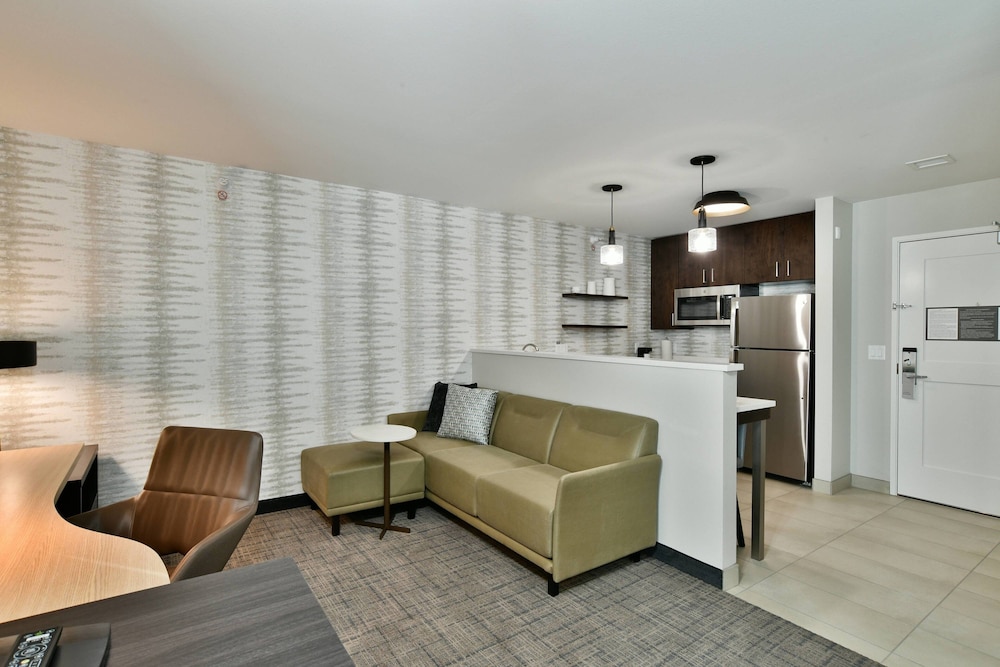 Residence Inn by Marriott Eau Claire 3/54