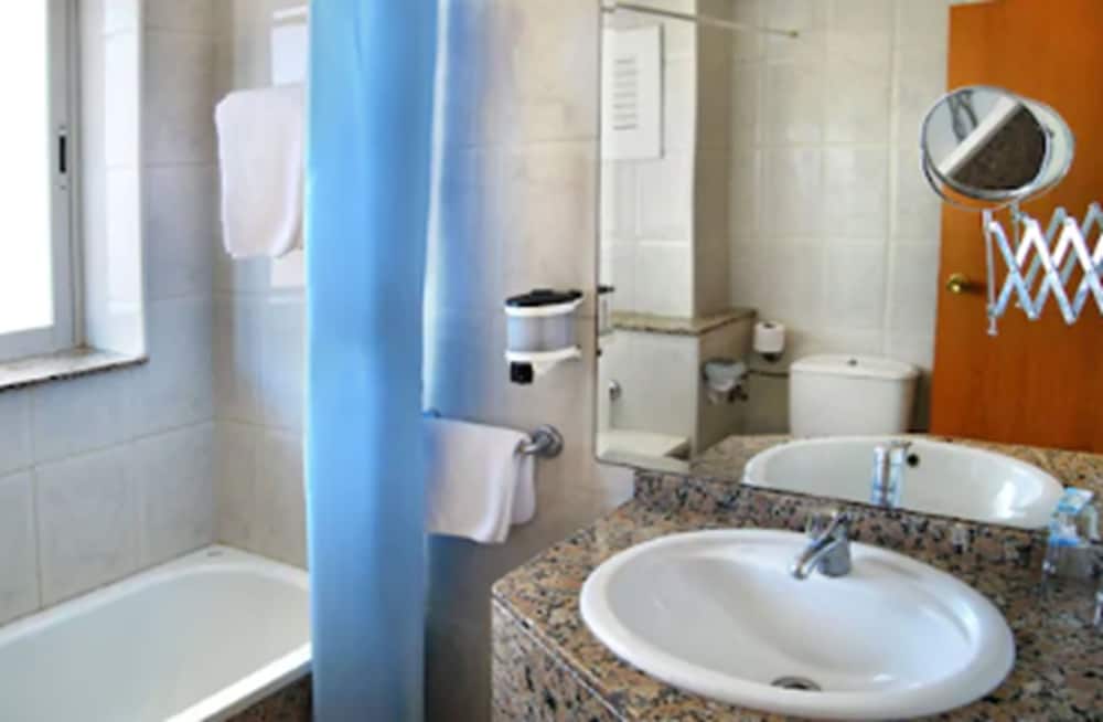 Esplai Hotel 33/33