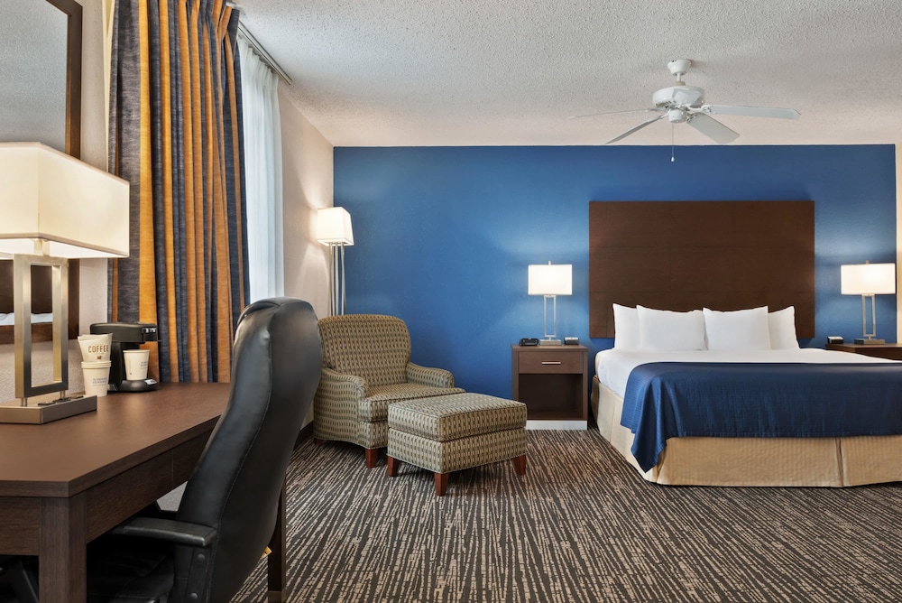 Baymont by Wyndham Washington 24/45
