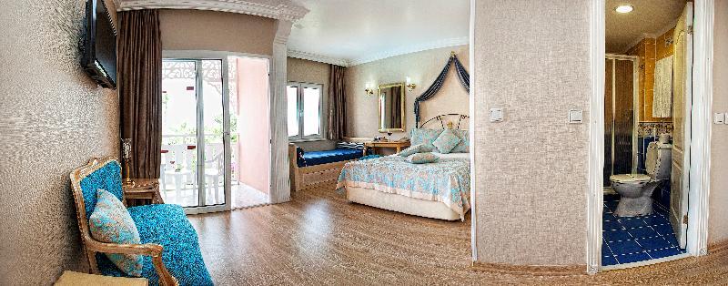 Standard, Single, King Bed, Land View