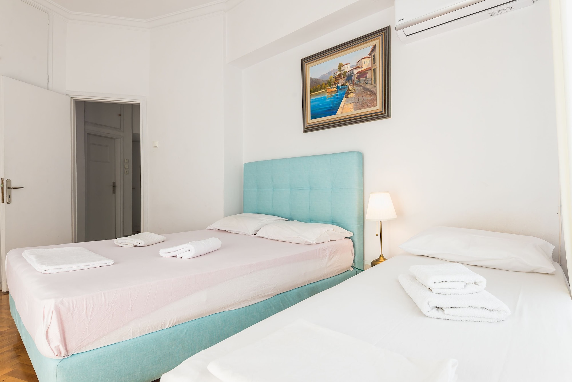 4 Bedrooms, Super Paradise, Apartment, 5 Beds, Acropolis View، Super Paradise Apartments 2/10