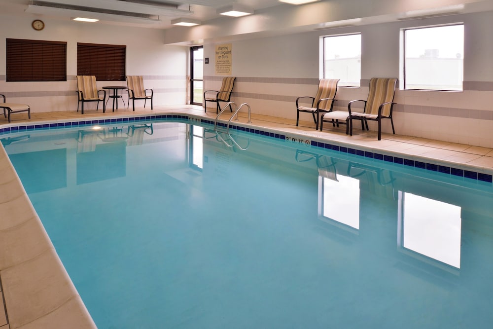 swimming pool spa