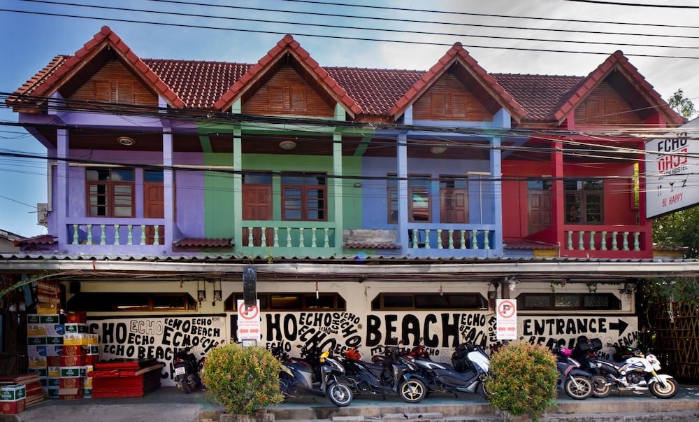 Echo Beach Backpackers 1/50