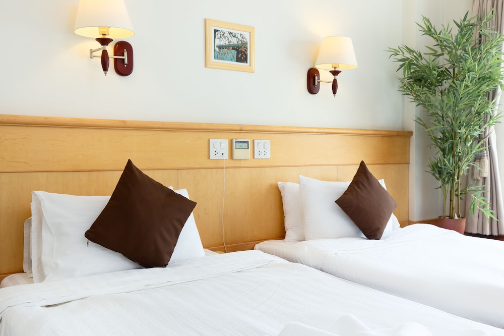 Kanchanaburi City Hotel 36/62