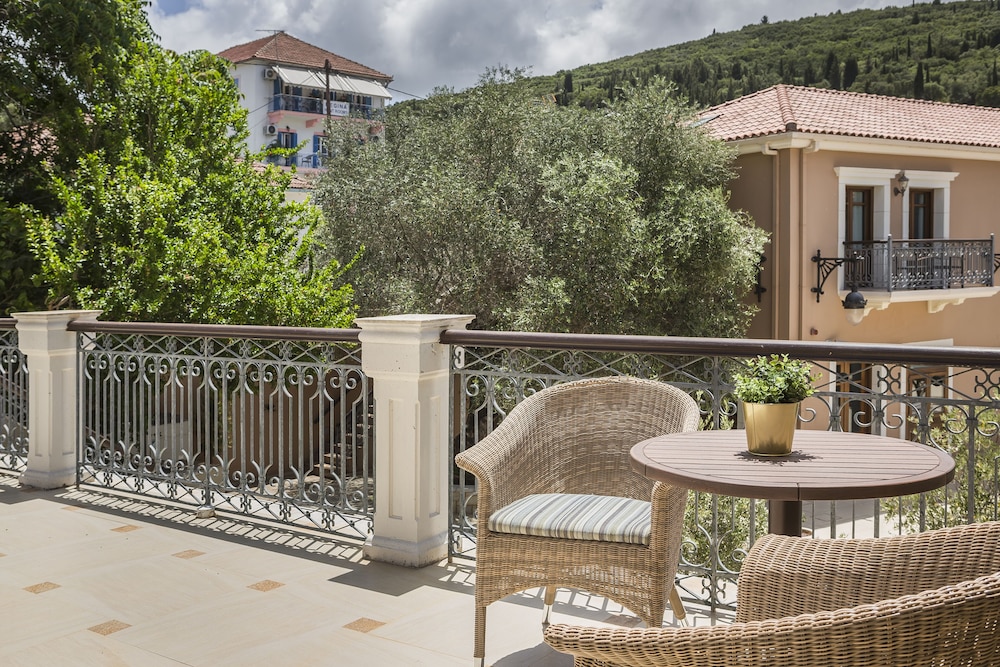 Balhambra Suites - Adults Only 39/50